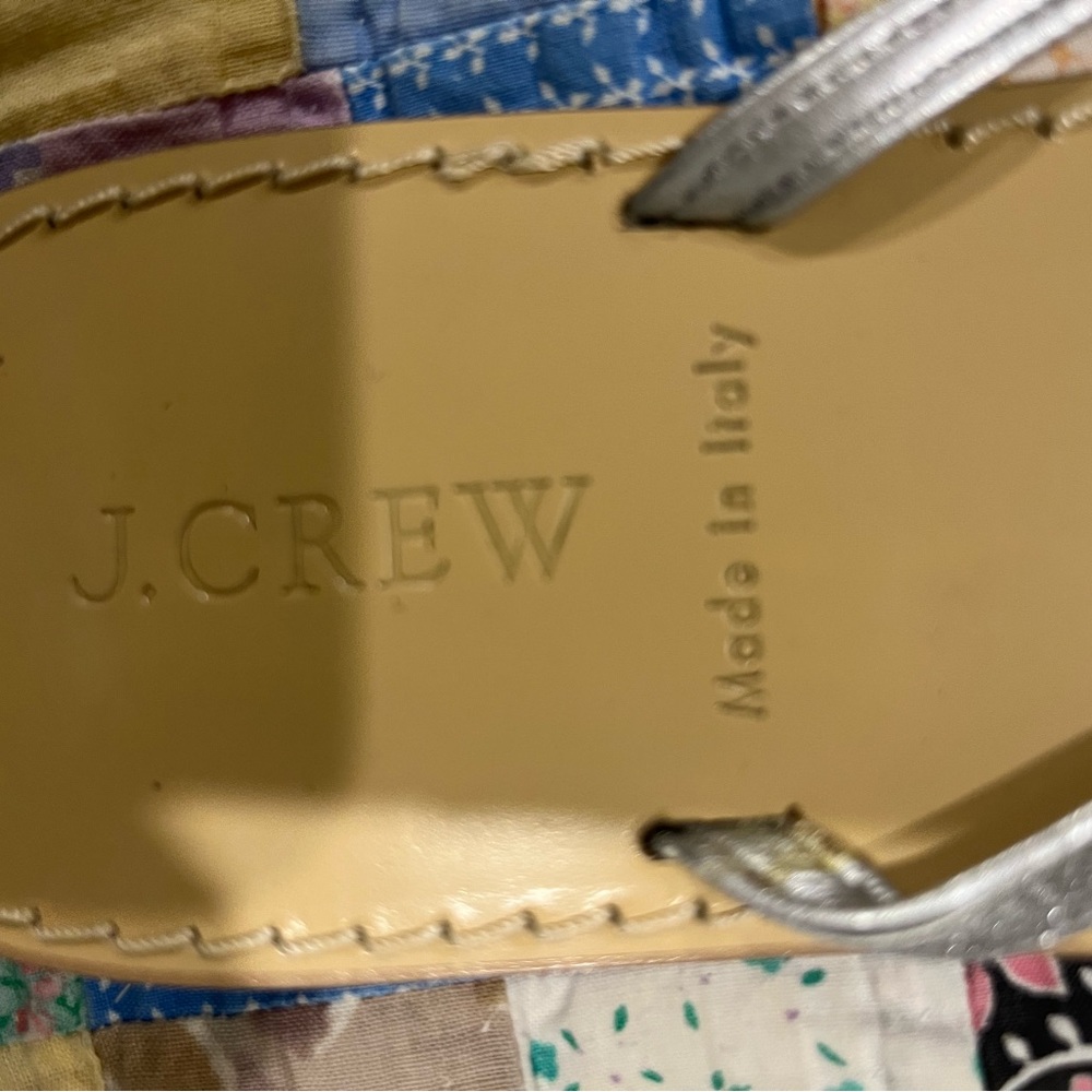 Vineyard Vine - image 3